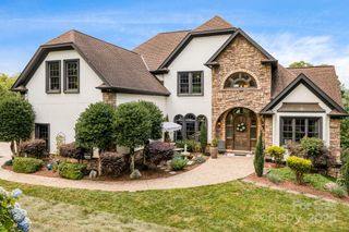 76 Bradford Vista 26, Fletcher, NC 28732