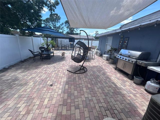 3004 W ROBSON STREET, Tampa, FL 33614