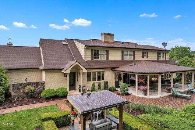 160 Fairway Drive, Abingdon, VA 24211