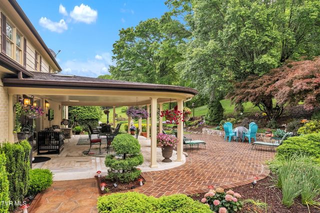 160 Fairway Drive, Abingdon, VA 24211