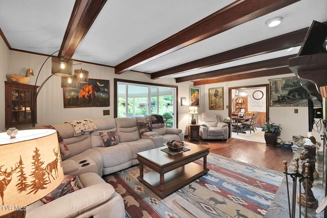 160 Fairway Drive, Abingdon, VA 24211