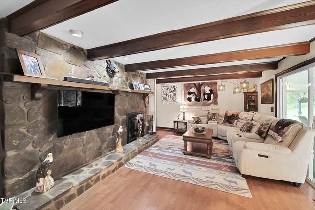 160 Fairway Drive, Abingdon, VA 24211