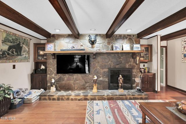160 Fairway Drive, Abingdon, VA 24211