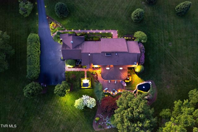 160 Fairway Drive, Abingdon, VA 24211