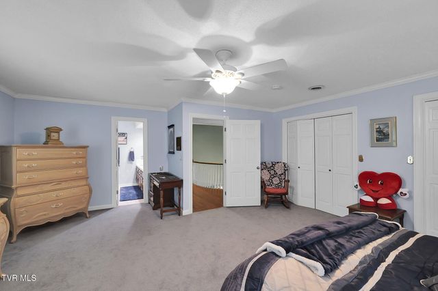 160 Fairway Drive, Abingdon, VA 24211