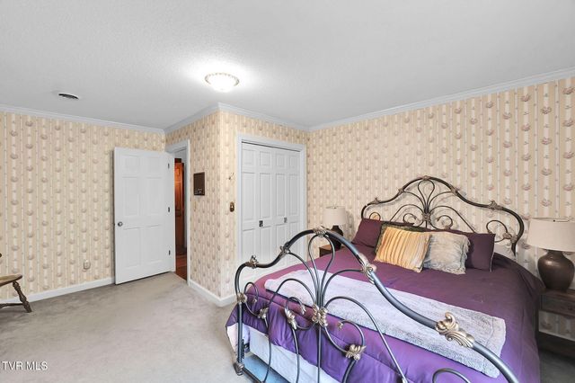 160 Fairway Drive, Abingdon, VA 24211