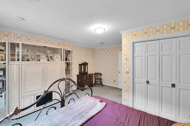 160 Fairway Drive, Abingdon, VA 24211