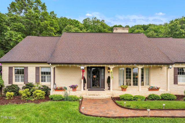 160 Fairway Drive, Abingdon, VA 24211