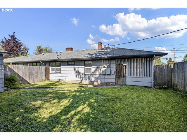 1008 COBURG Rd, Eugene, OR 97401