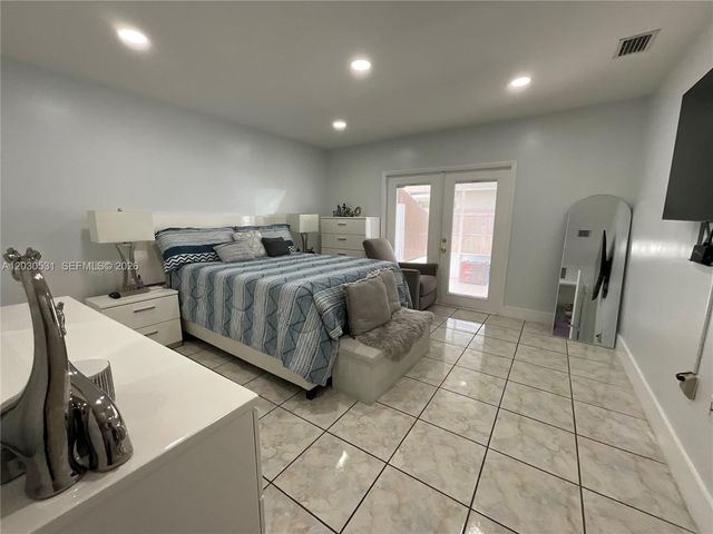 1905 SW 100th Avenue, Miramar, FL 33025