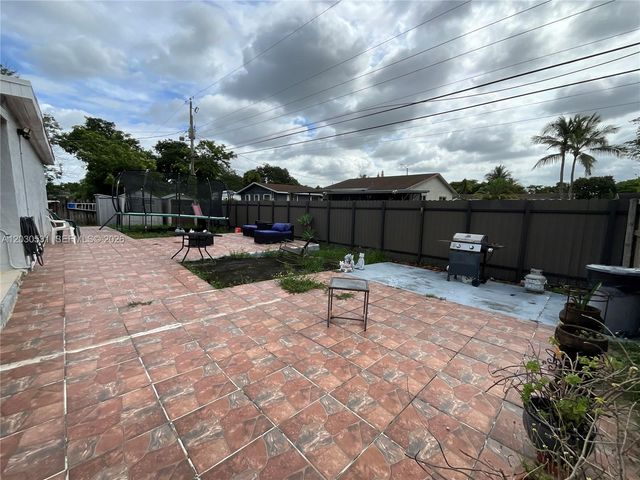 1905 SW 100th Avenue, Miramar, FL 33025