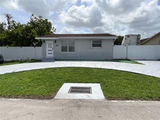 1905 SW 100th Avenue, Miramar, FL 33025