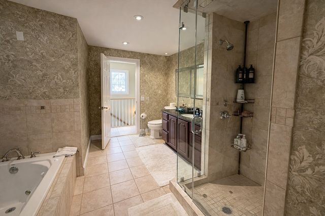 57 Summit Ave, Swansea, MA 02777