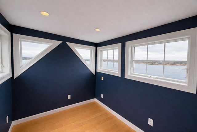 57 Summit Ave, Swansea, MA 02777
