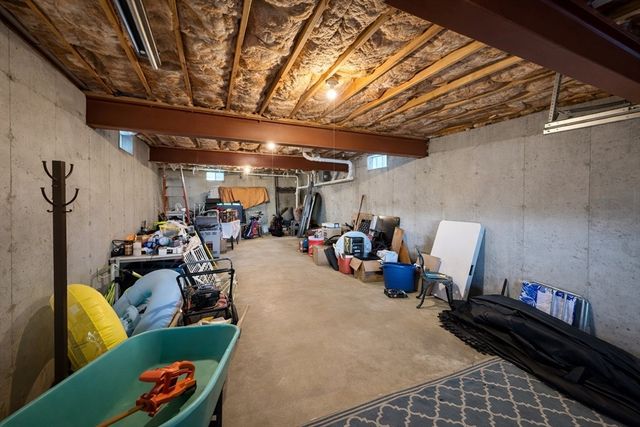 57 Summit Ave, Swansea, MA 02777