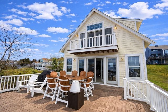 57 Summit Ave, Swansea, MA 02777