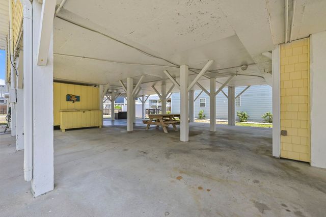 410 34th Ave. N, North Myrtle Beach, SC 29582