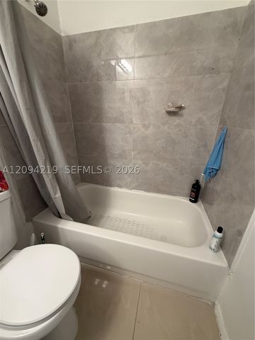 855 SW 113th Way 855, Pembroke Pines, FL 33025