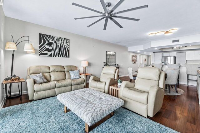 2640 Lake Shore Drive 908, Riviera Beach, FL 33404