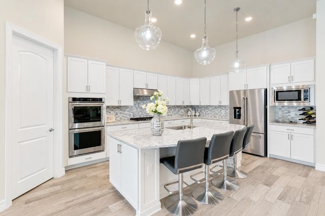 141 Blanca Isles Lane, Jupiter, FL 33478