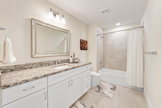 141 Blanca Isles Lane, Jupiter, FL 33478