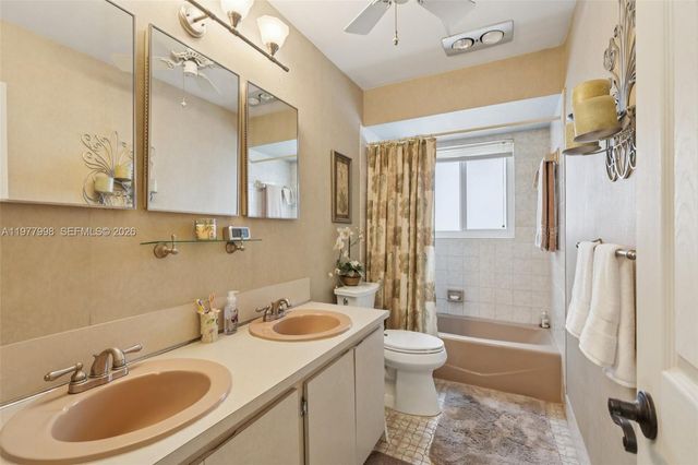 11744 SW 53rd Ct, Cooper City, FL 33330