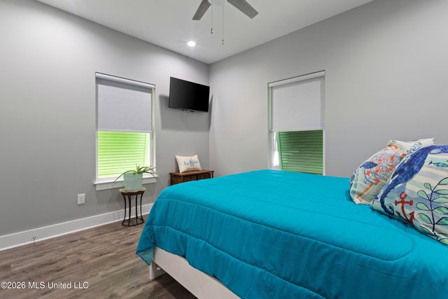 231 Leonhard Avenue, Bay Saint Louis, MS 39520