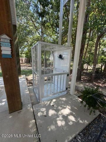 231 Leonhard Avenue, Bay Saint Louis, MS 39520