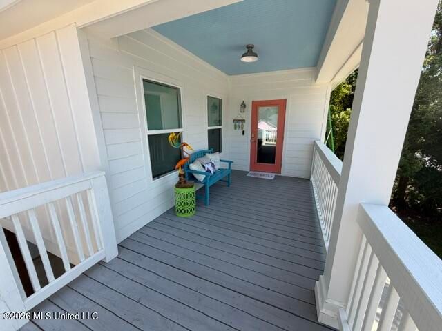 231 Leonhard Avenue, Bay Saint Louis, MS 39520