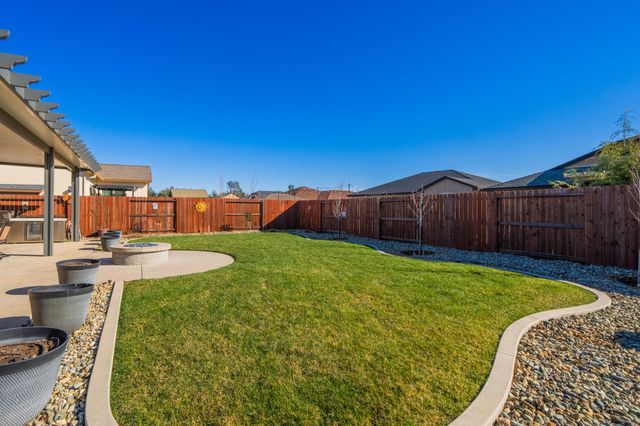 2868 Ukonom Drive, Redding, CA 96002