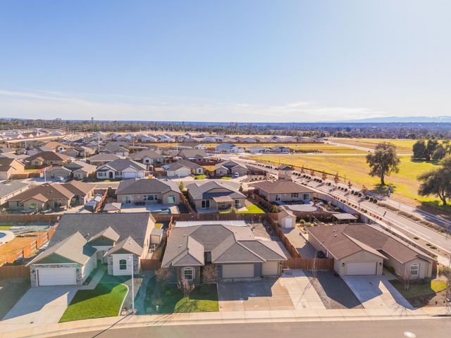 2868 Ukonom Drive, Redding, CA 96002