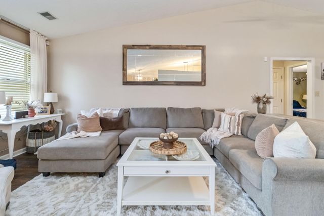 262 Vicksburg Drive, Nicholasville, KY 40356