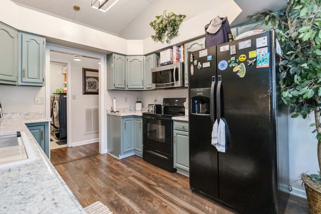 262 Vicksburg Drive, Nicholasville, KY 40356