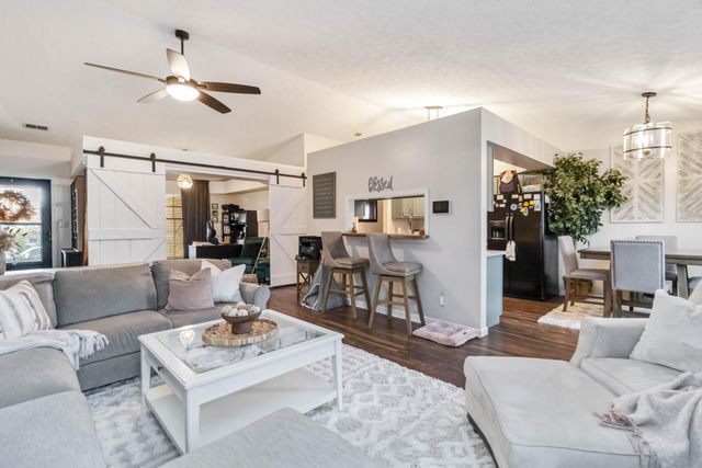 262 Vicksburg Drive, Nicholasville, KY 40356