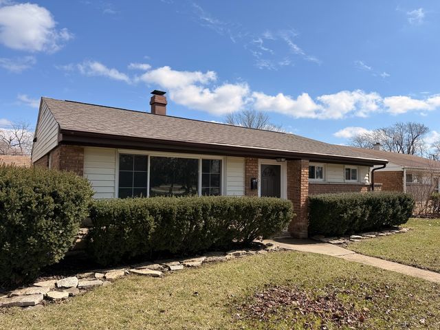 17303 Chicago Avenue, Lansing, IL 60438