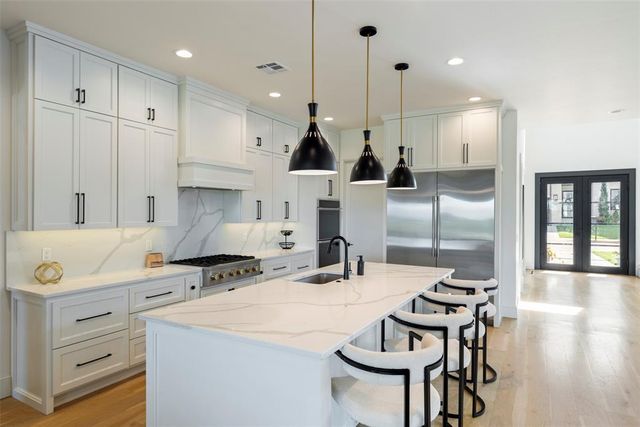 2109 Wiregrass Drive, Edmond, OK 73025