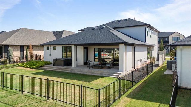 2109 Wiregrass Drive, Edmond, OK 73025