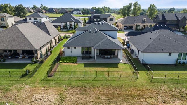 2109 Wiregrass Drive, Edmond, OK 73025