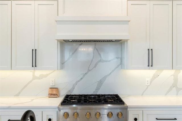 2109 Wiregrass Drive, Edmond, OK 73025