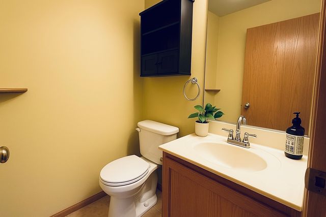 2075 Longwood Court, Romeoville, IL 60446