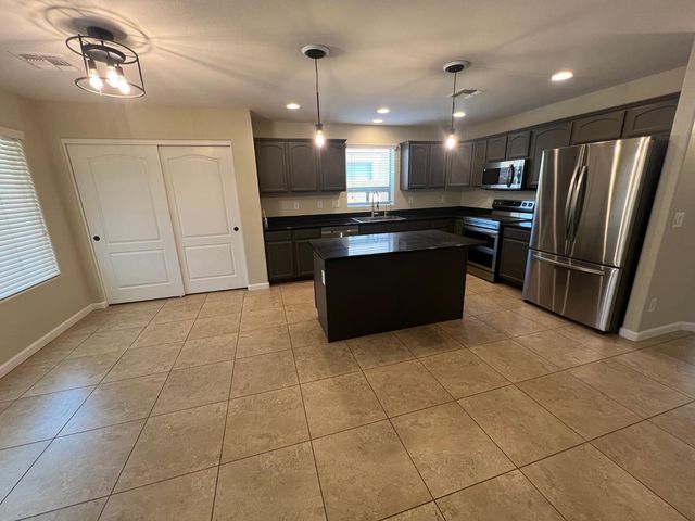 4182 E Bonanza Road, Gilbert, AZ 85297