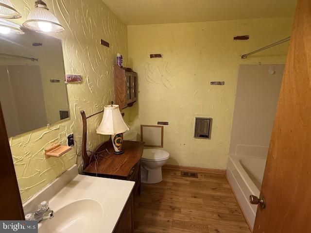 4099 MEADOW BRIDGE RD, Salisbury, MD 21804