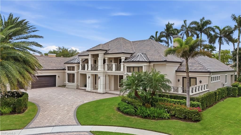 328 SEDGWICK CT, NAPLES, FL 34108 — photo 2