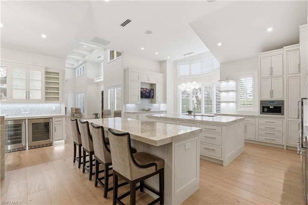 328 SEDGWICK CT, NAPLES, FL 34108 — photo 4