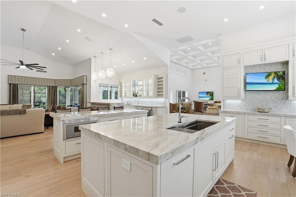 328 SEDGWICK CT, NAPLES, FL 34108 — photo 5