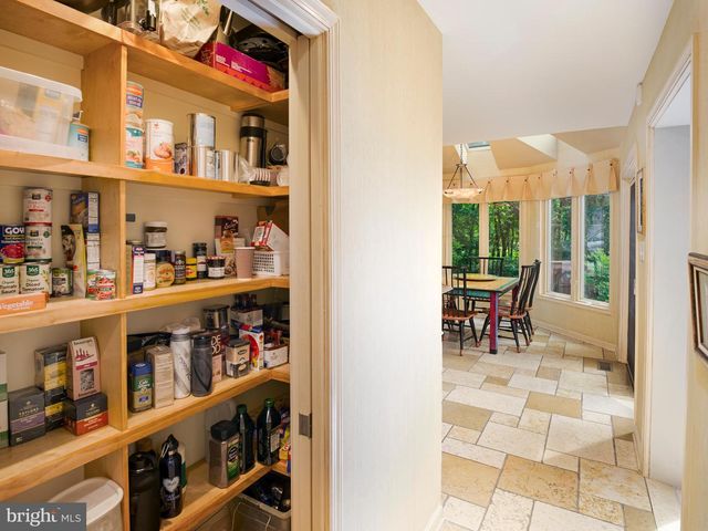 543 FOXGLOVE LN, Wynnewood, PA 19096