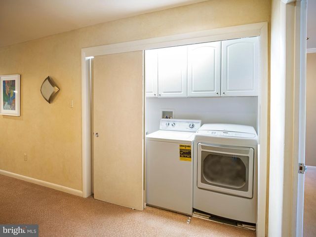 543 FOXGLOVE LN, Wynnewood, PA 19096