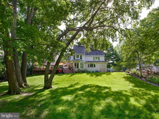 543 FOXGLOVE LN, Wynnewood, PA 19096