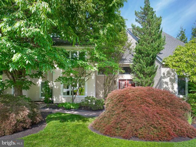 543 FOXGLOVE LN, Wynnewood, PA 19096