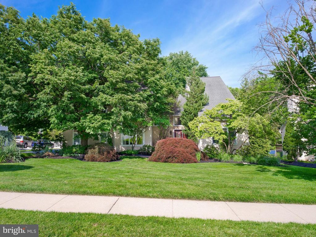 543 FOXGLOVE LN, Wynnewood, PA 19096